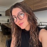 Scarlet Elise wearing glasses.